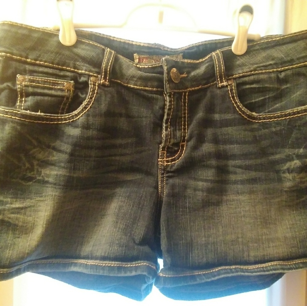 BKE Culture shorts